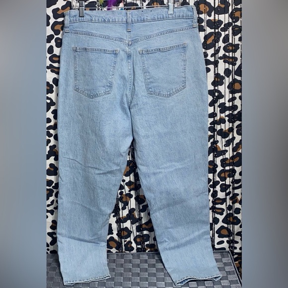 GAP MOM JEANS HIGH RISE - Picture 5 of 7